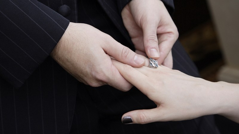 Toronto Wedding Photography - Photo Copyright Ardean Peters