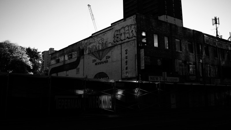 Toronto Light Photographer - Ardean Peters